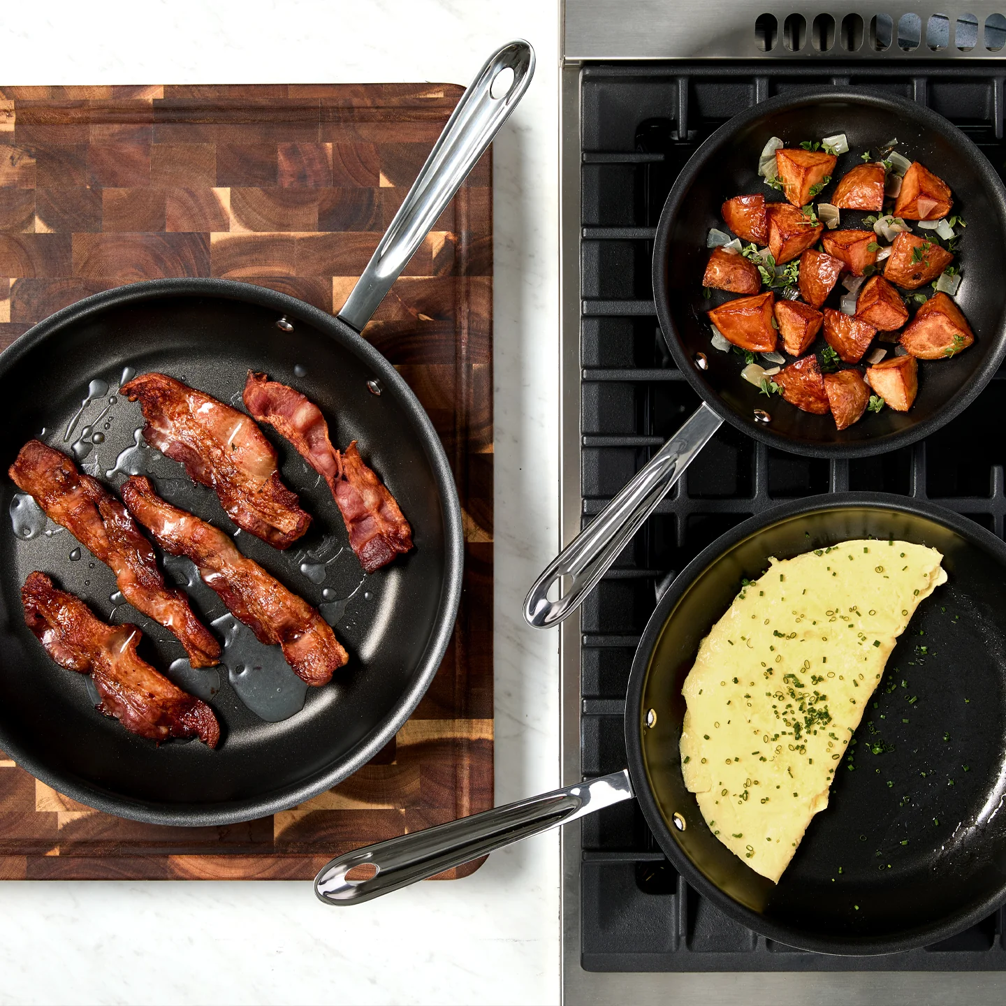 All-Clad D3 / TriPly Non-Stick Frying Pan - Image 7