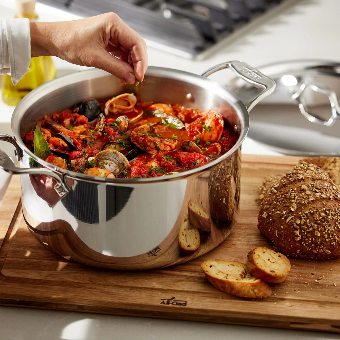 All-Clad G5 Graphite Core 6 Piece Cookware Set - Image 6
