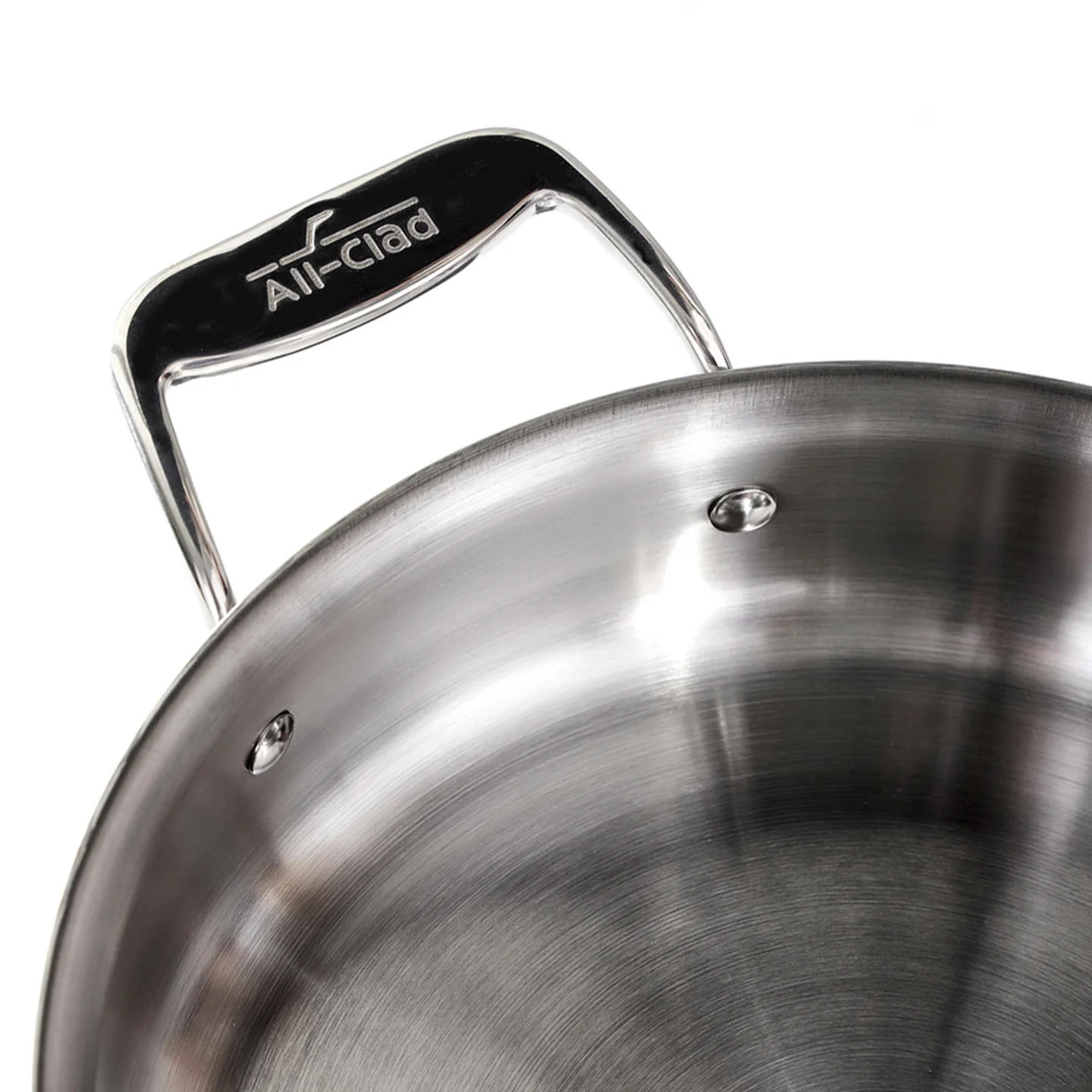 All-Clad G5 Graphite Core Saute Pan with Lid 3Qt - Image 4