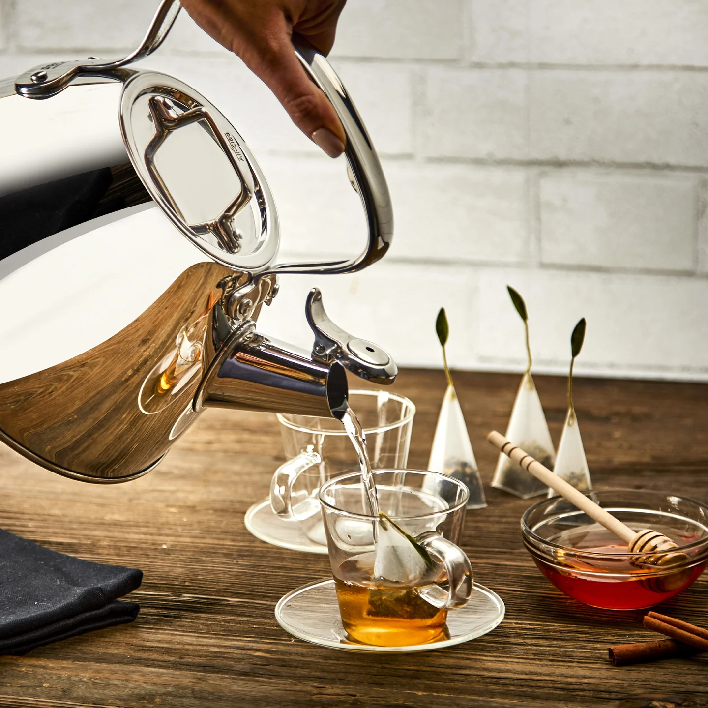 All-Clad Stainless Steel Stovetop Tea Kettle / 2Qt - Image 3