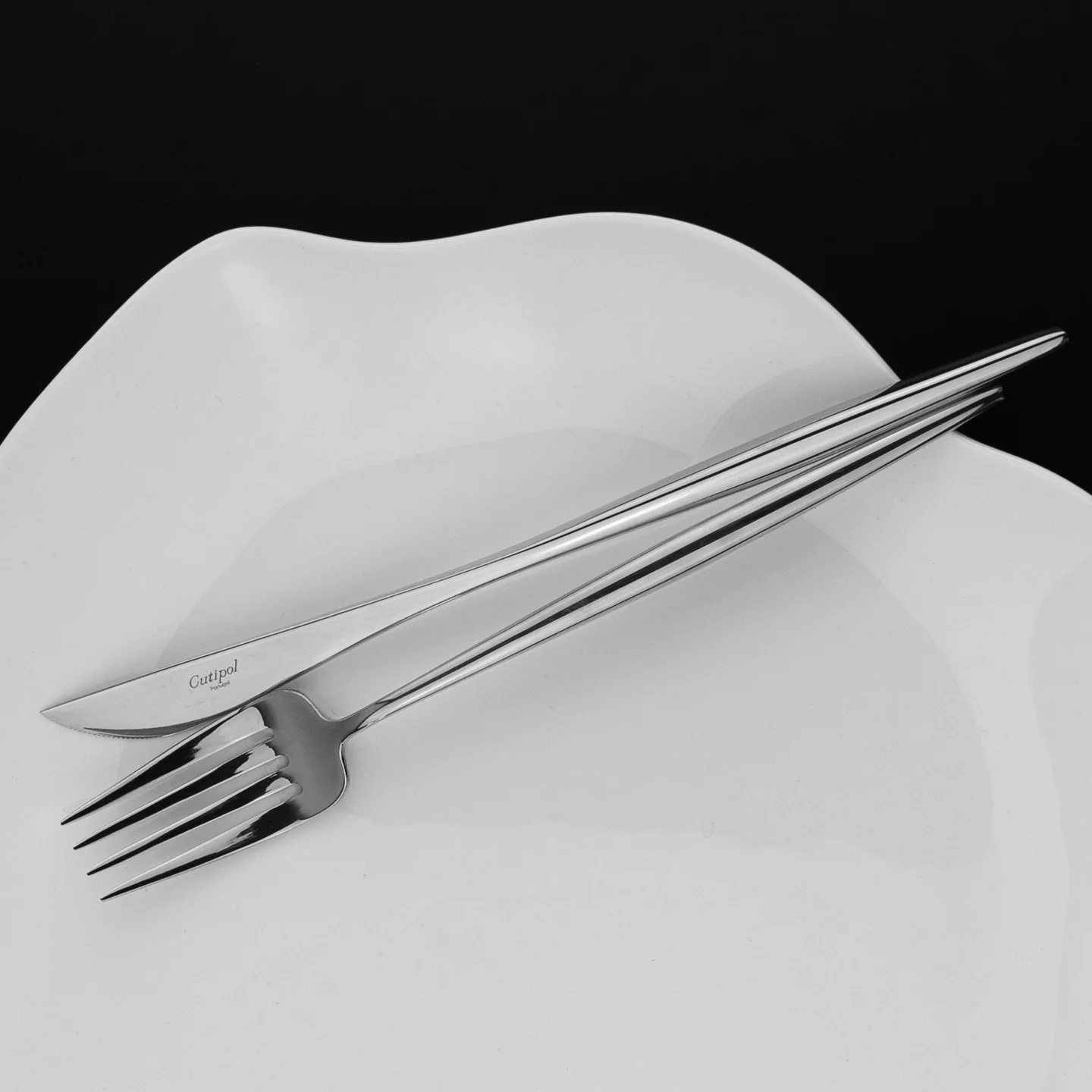 Cutipol Moon 24 Piece Cutlery Set / Polished - Image 2