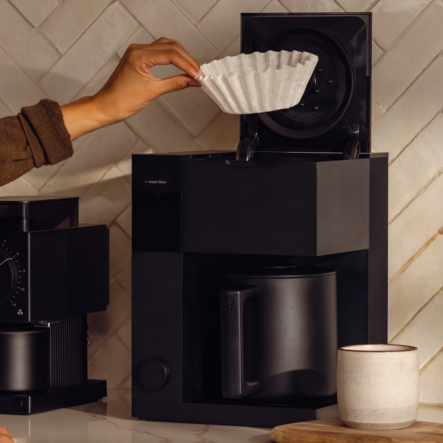 Fellow Aiden Precision Coffee Maker / Matte Black - Image 9