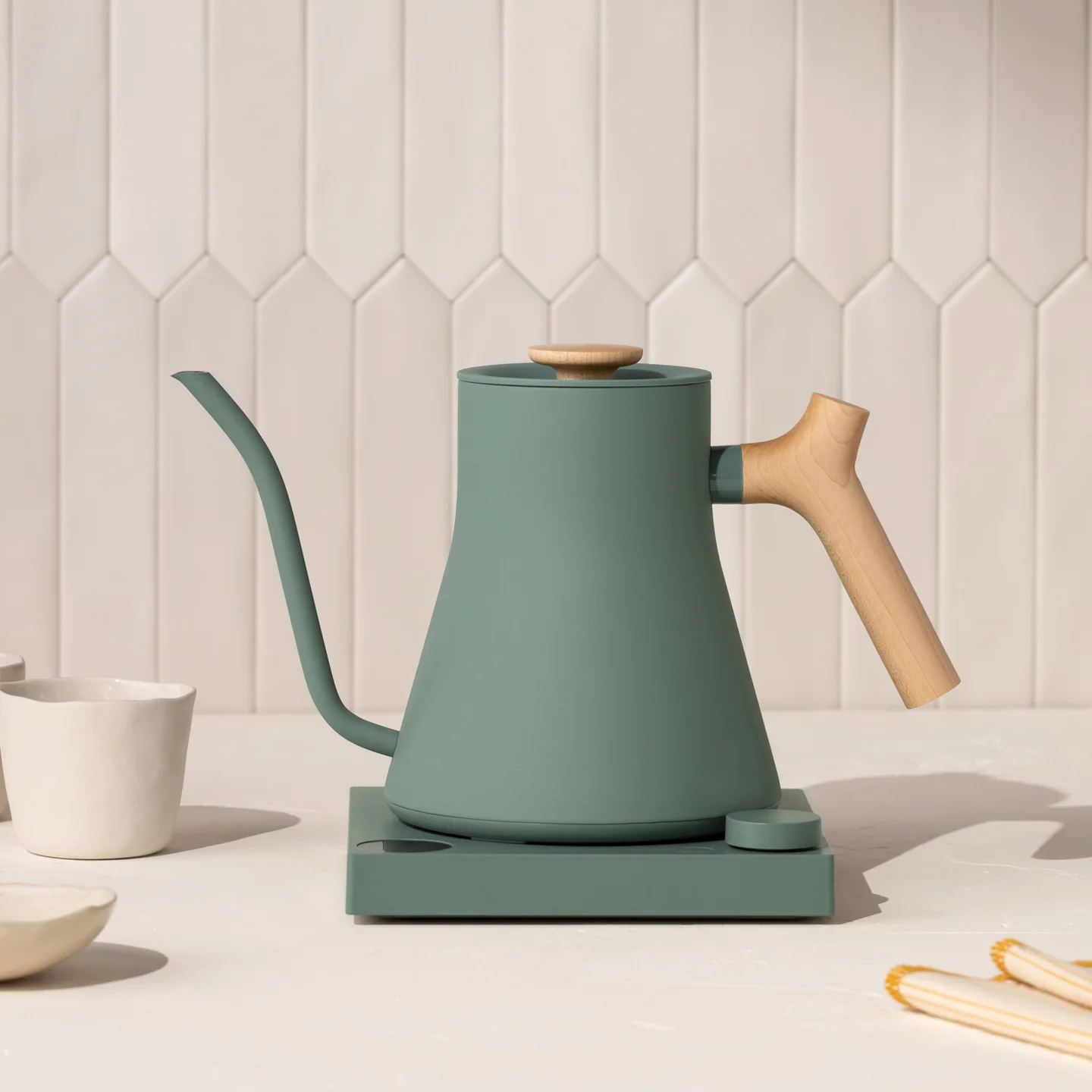 Fellow Stagg EKG Pro Pour-Over Electric Kettle / Smoke Green/Maple - Image 5