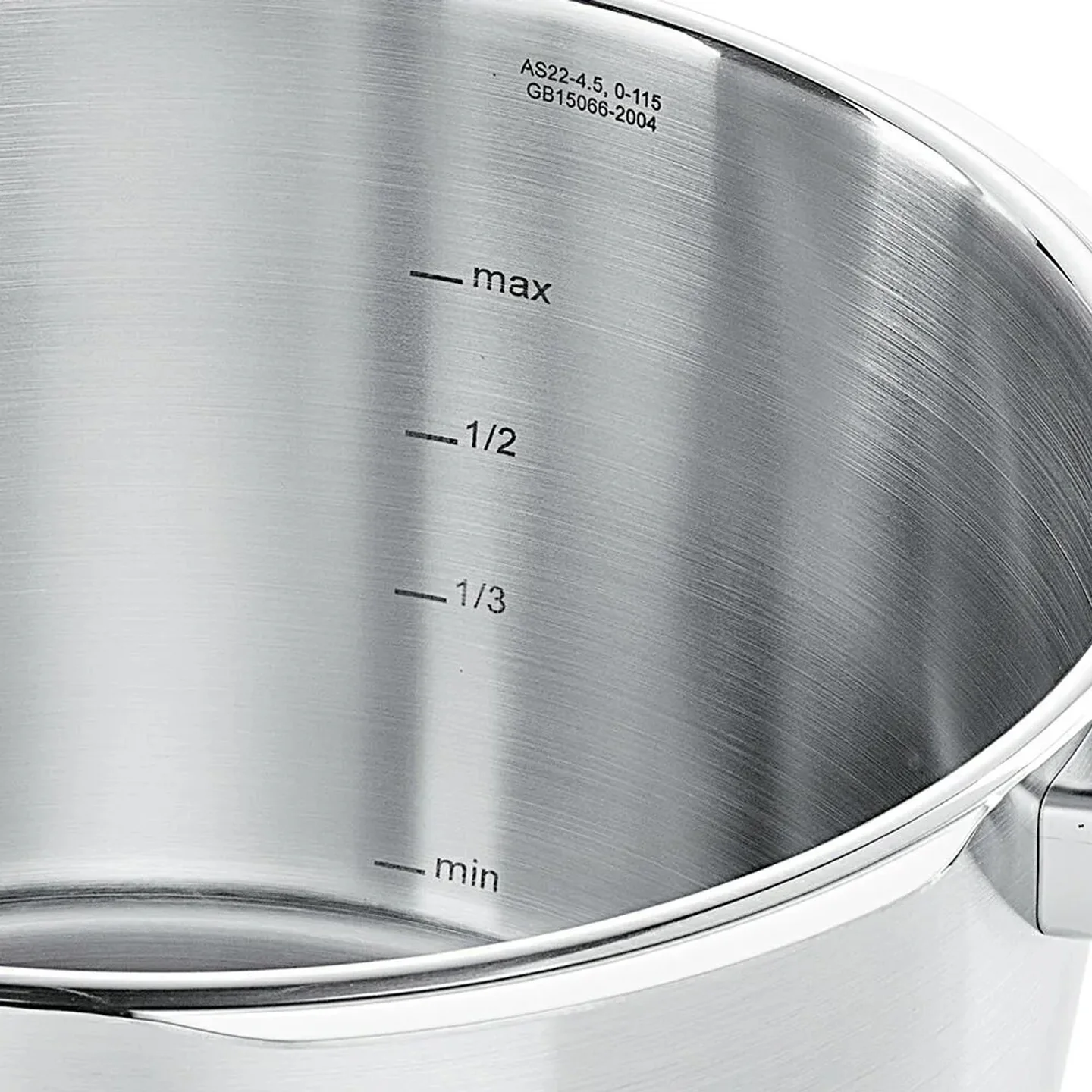 Fissler Vitaquick Premium Pressure Cooker with Insert / 22cm - Image 7