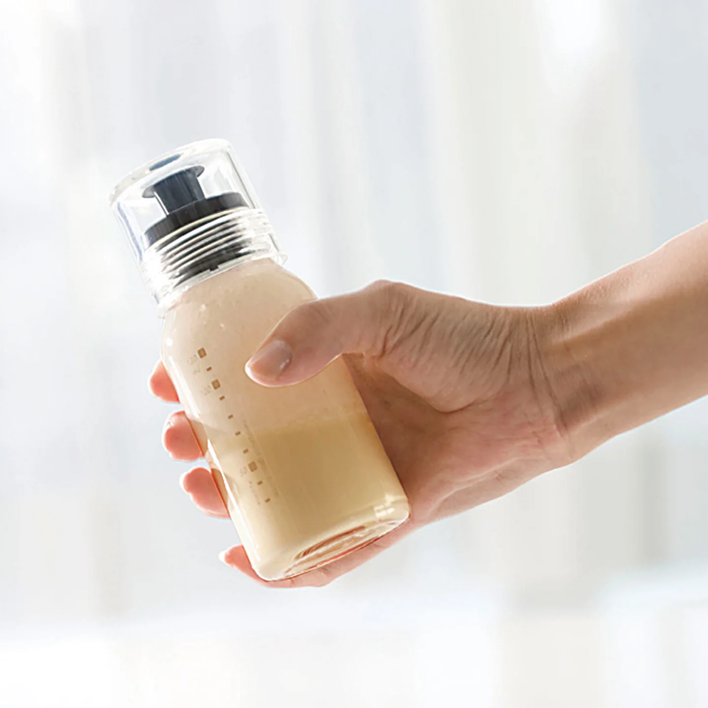 Hario Salad Dressing Bottle - Image 2