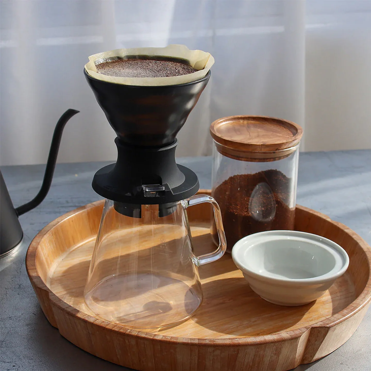 Hario Switch V60 Ceramic Immersion Coffee Dripper / Size 02 / Smokey Black - Image 3