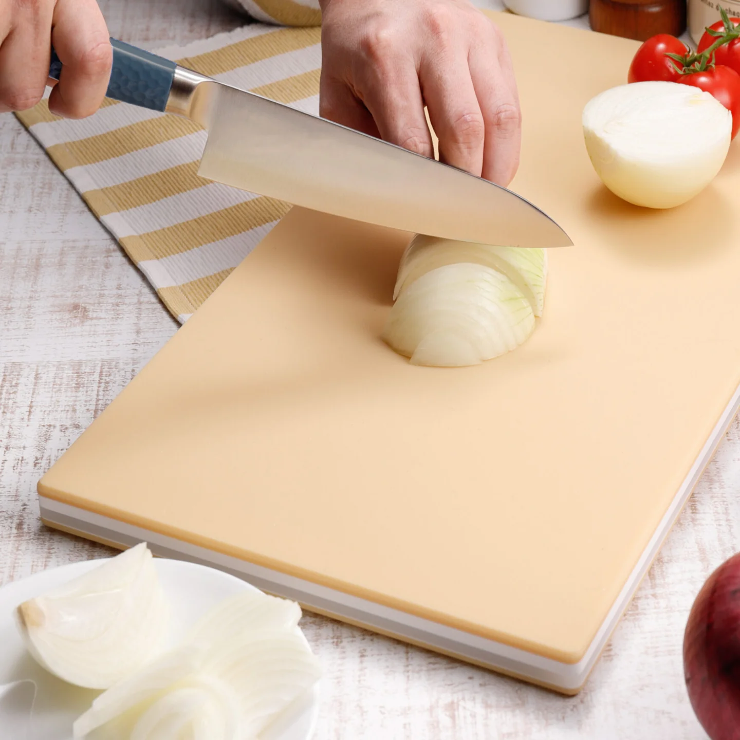 Hasegawa Soft Rubber Chopping Board - Image 2