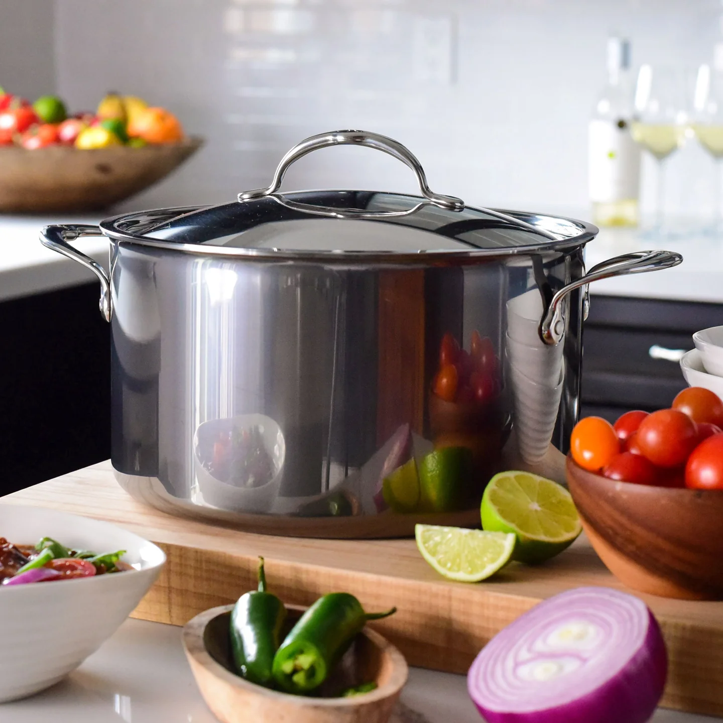 Hestan NanoBond Titanium Stockpot with Lid - Image 4