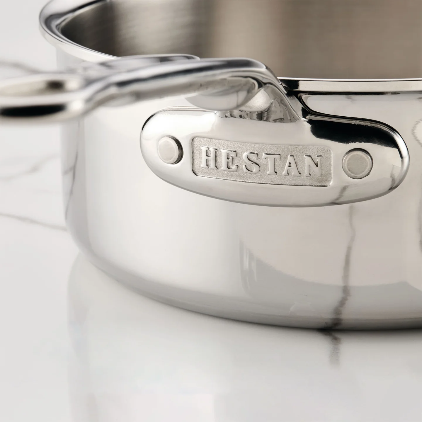 Hestan ProBond Luxe Saucepan with Lid - Image 7