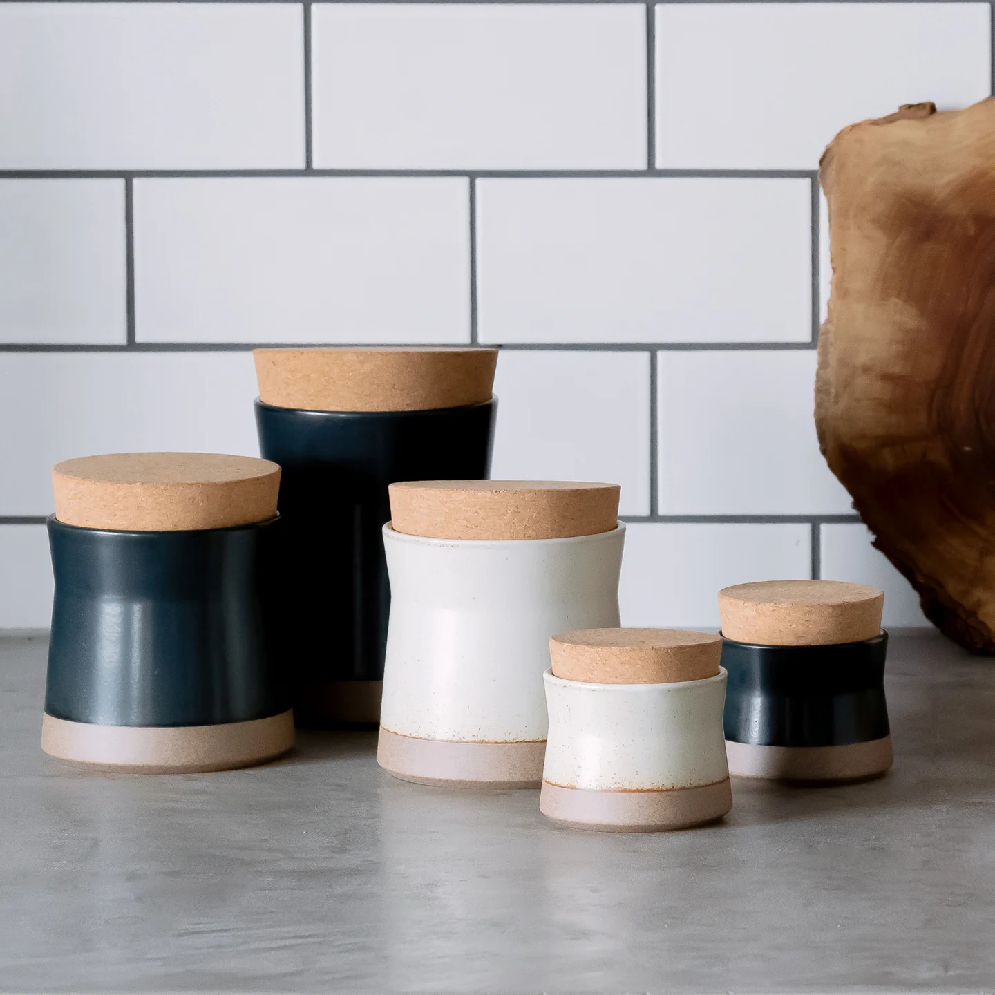Kinto Ceramic Lab Canister / Black - Image 3