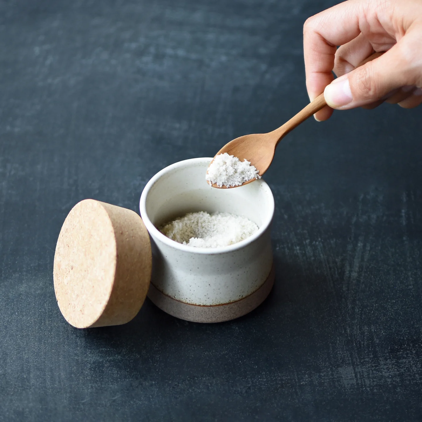 Kinto Ceramic Lab Canister / White - Image 2