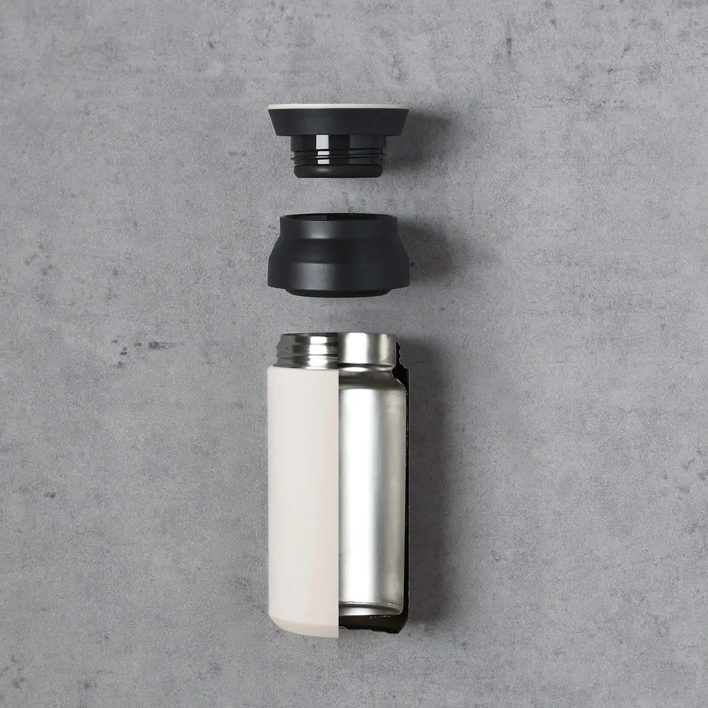 Kinto Travel Mug / 350ml / Ash Green - Image 3