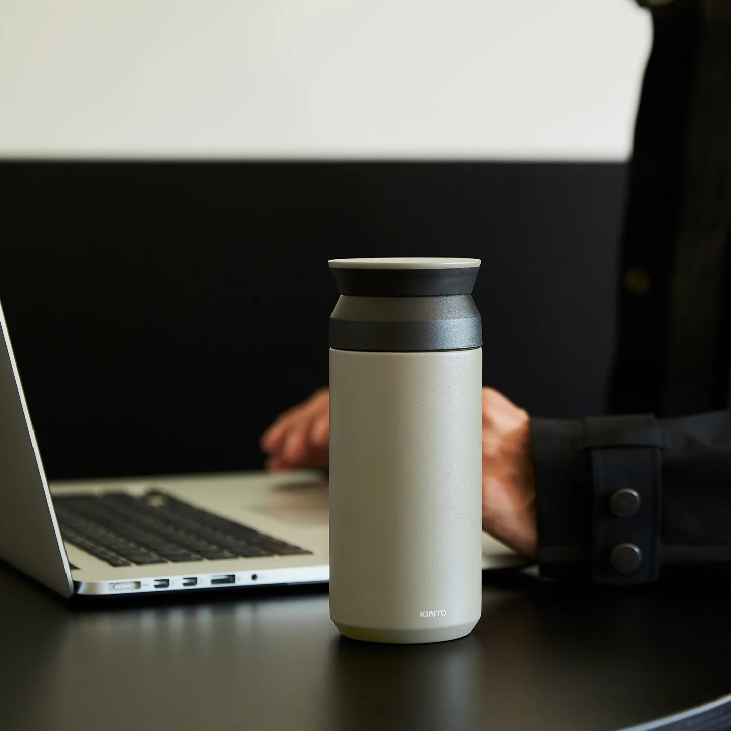 Kinto Travel Mug / 350ml / Sand Beige - Image 2