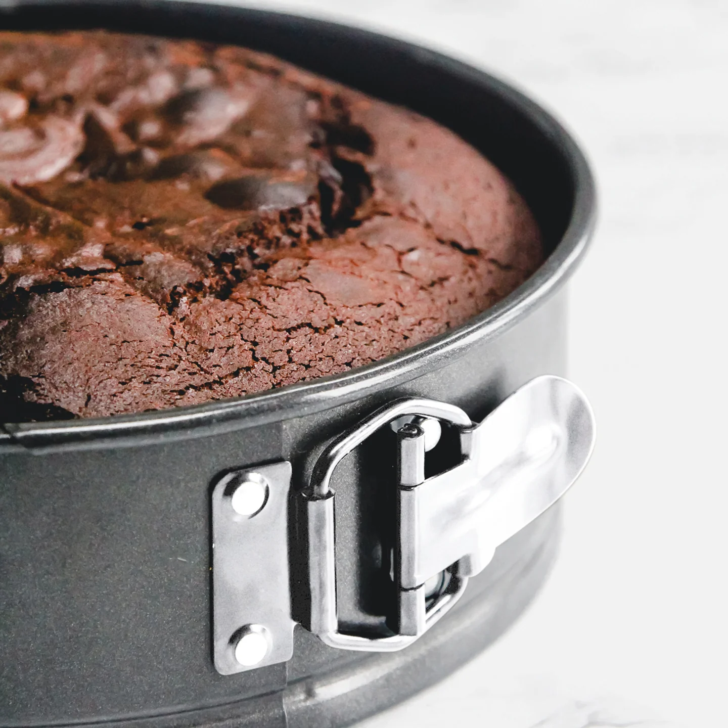 MasterClass Spring Form Cake Pan - Image 5