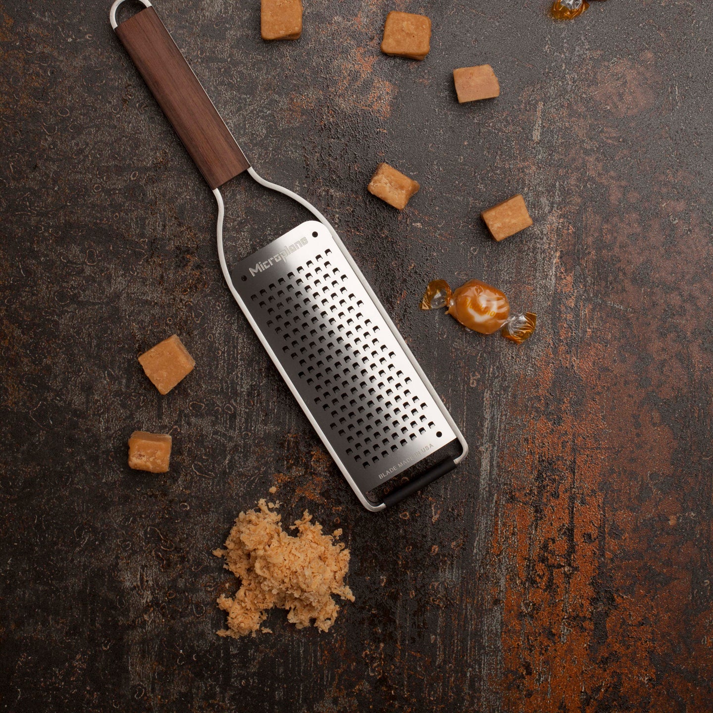 Microplane Master Series Coarse Grater - Image 3