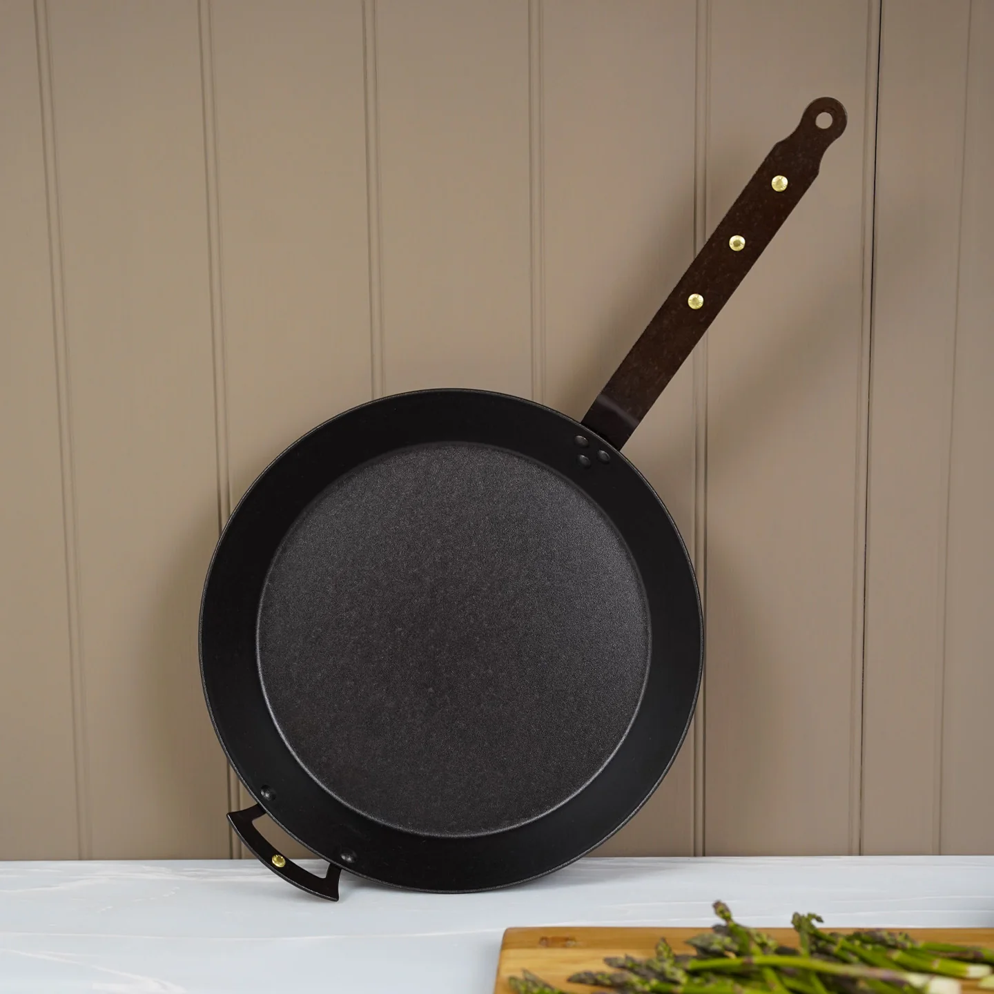 Netherton Foundry x Borough Kitchen Heavy-Duty Frying Pan - Image 3