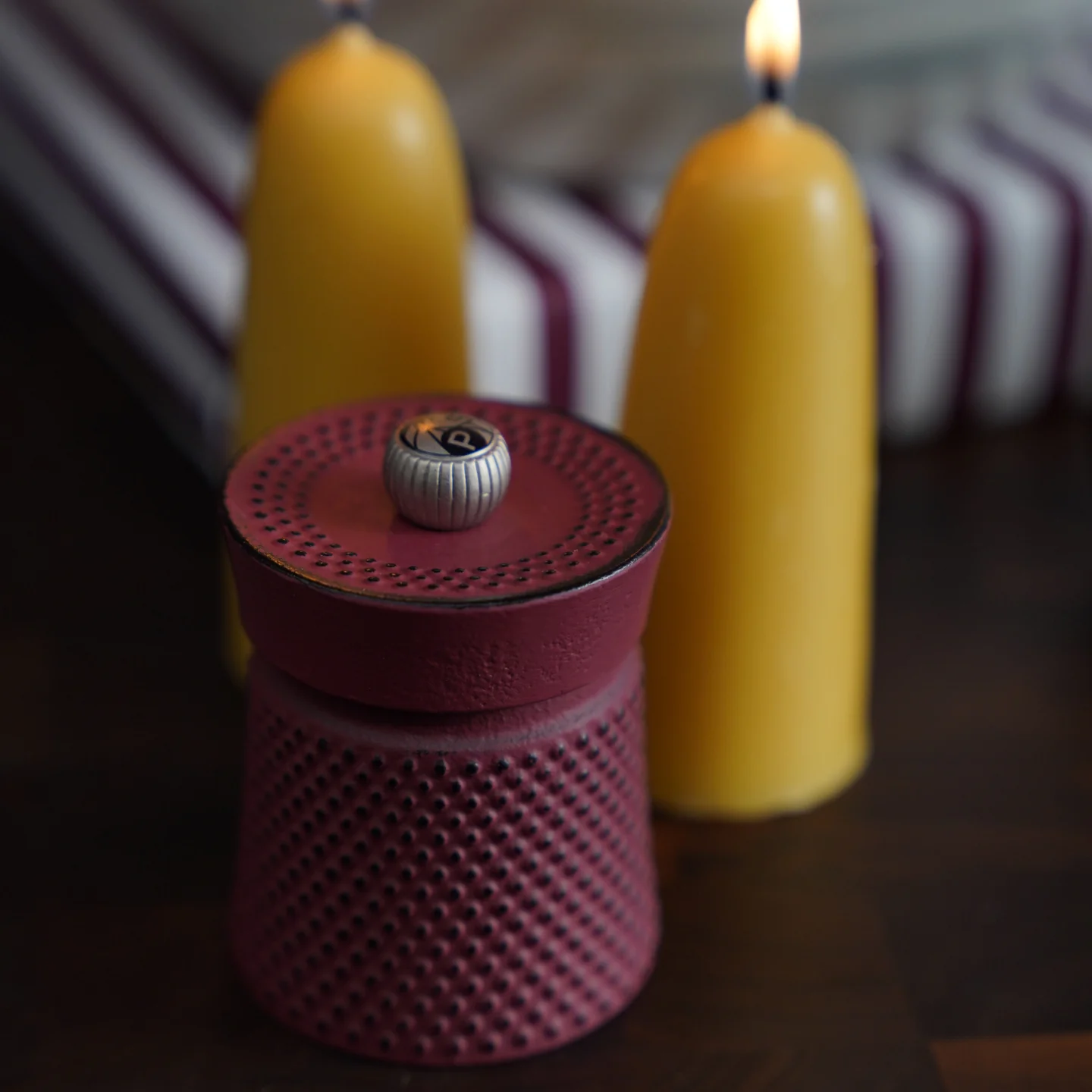 Peugeot Bali Fonte Cast Iron Pepper Mill / Red - Image 2