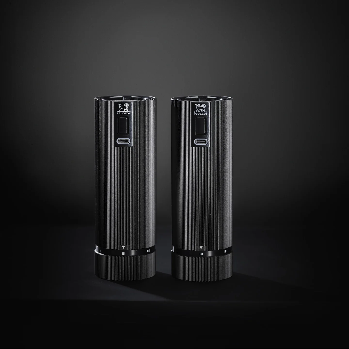 Peugeot Line u'Select Zirlion Electric Salt & Pepper Mill Set (New Model) / Black - Image 4