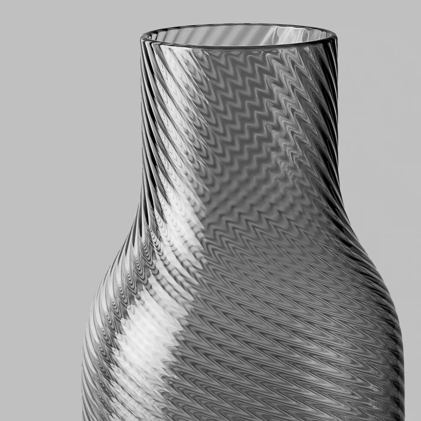 Richard Brendon Optic Carafe / Smoke - Image 4