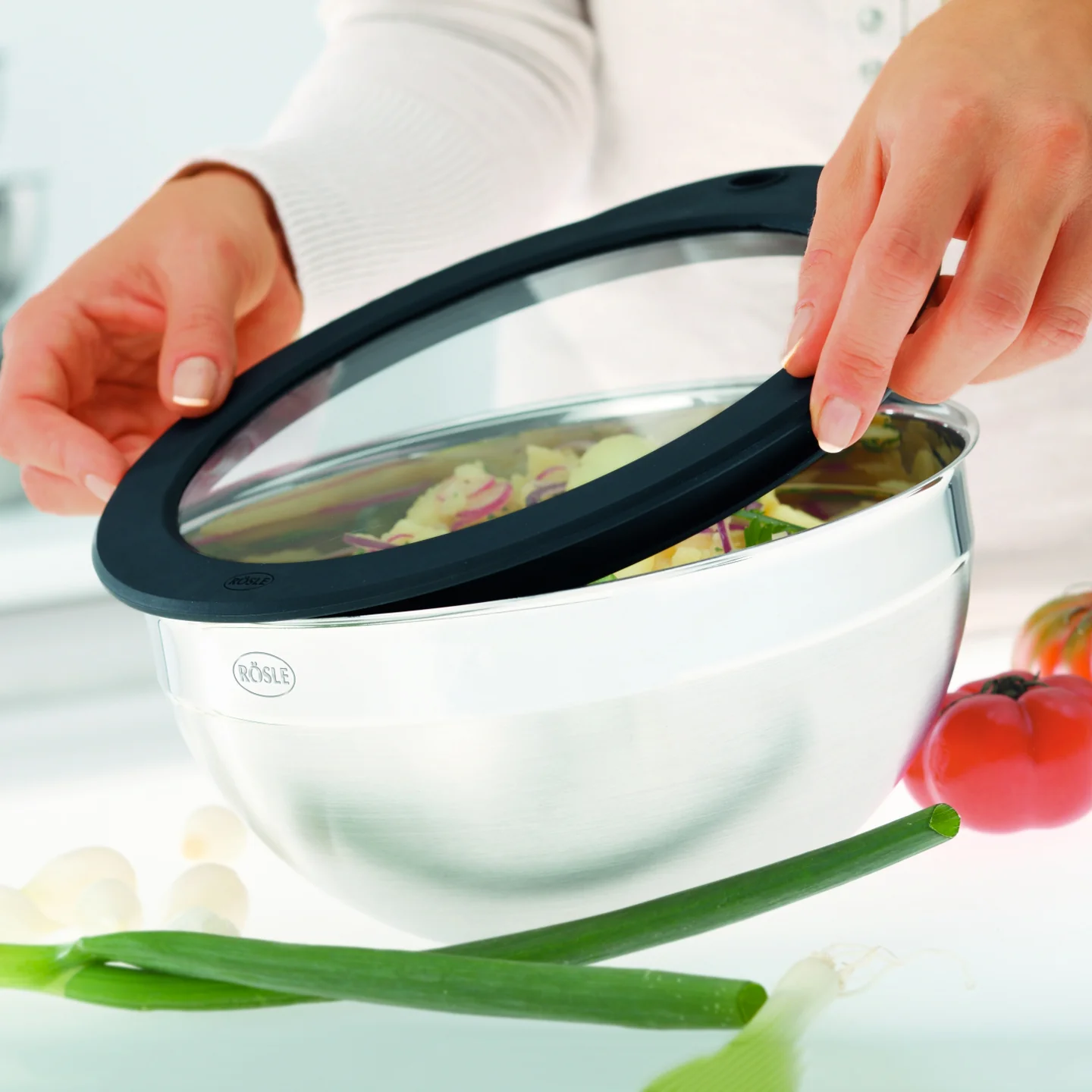 Rosle Bowl Stainless Steel Mixing Bowls with Lids / Set of 3 - Image 3