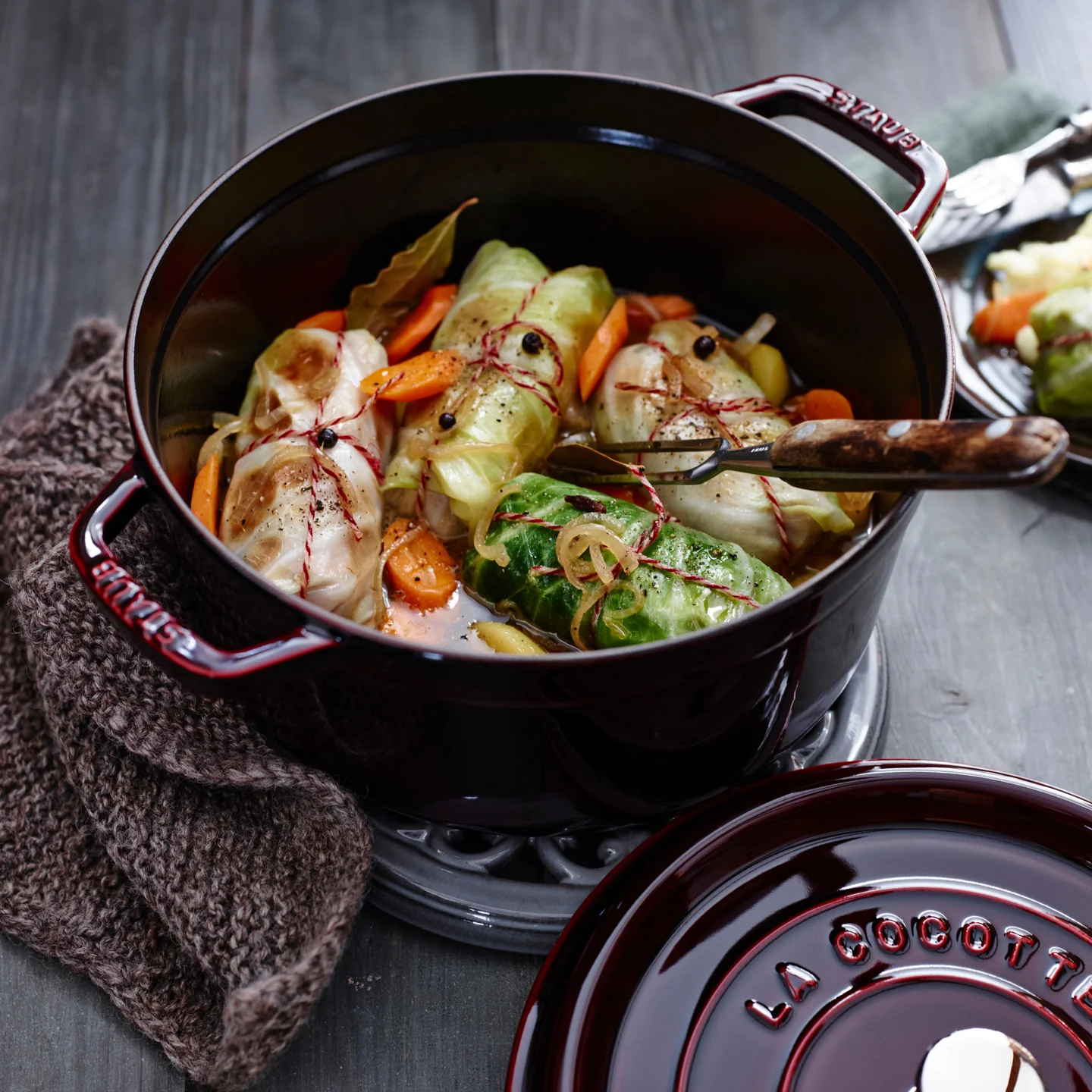Staub Round Cocotte / Grenadine - Image 9